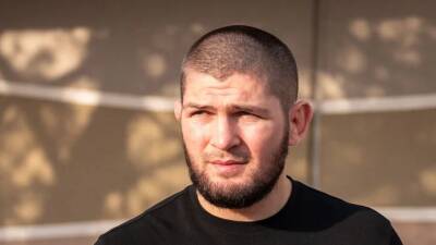 Экс-чемпион UFC Хабиб Нурмагомедов открыл в Москве ресторан быстрого питания