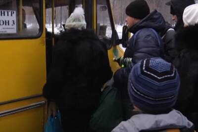 В Киеве для школьников проезд останется бесплатным лишь с новым документом: что нужно знать родителям