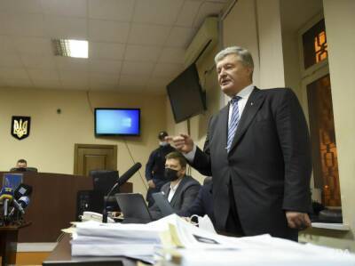 Рассматривающий меру пресечения Порошенко судья второй день находится в совещательной комнате