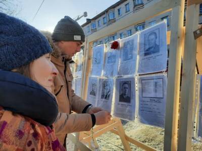 Петербуржцы организовали на Васильевском острове блокадную «Линию памяти»