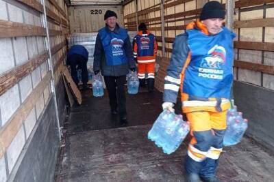 Более семи тысяч бутылок воды передали в больницу Серпухова