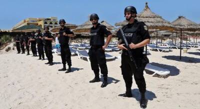 Тунис продлил режим чрезвычайного положения, что действует уже 6 лет, до 18 февраля - unn.com.ua - Украина - Киев - Тунис - Тунисская Респ.