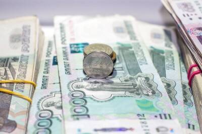Россияне копят деньги на старость из-за неуверенности в государственной пенсии