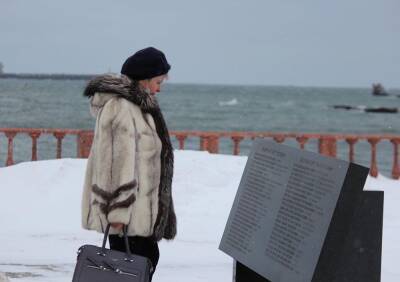В Невельске почтили память рыбаков, погибших в Беринговом море 57 лет назад