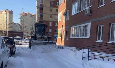 Каждое утро управляющие компании отчитываются об уборке снега главе Тюмени