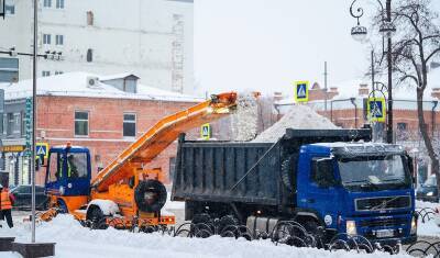 Александр Моор признал ошибки в некачественной уборке снега