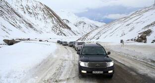 Движение на 11 дорогах Грузии ограничено из-за снегопада