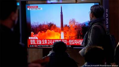 КНДР заявила о запуске двух тактических управляемых ракет
