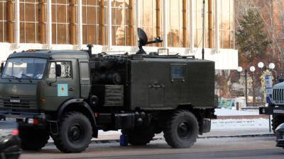 Полиция перекрыла ряд улиц из-за антитеррористической операции в Алма-Ате