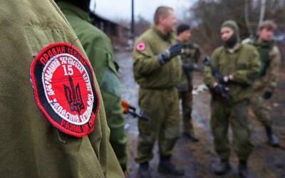 Боевики «Правого сектора»* и журналисты украинского «5 канала» замечены в Донбассе
