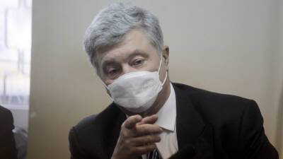 Экс-президент Украины Порошенко прибыл на заседание суда по делу о госизмене