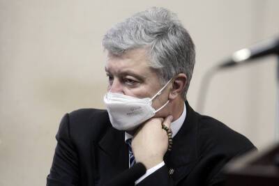 Суд в Киеве избрал Порошенко меру пресечения