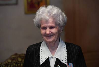 Губернатор Ленобласти поздравил с 95-летним юбилеем Марию Ивановну Курнышеву из Сертолово
