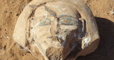 Медные ожерелья и маски. В Египте нашли гробницу с 20 мумиями и множеством артефактов (фото) - focus.ua - Украина - Египет