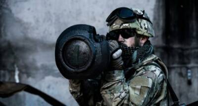 Понад 1000 ПТРК NLAW за 48 годин: Великобританія відкрила повітряний міст військової допомоги Україні