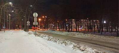 Власти Петрозаводска обещают очистить от снега девять улиц за ночь