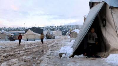 Сжигают старую одежду, пластик и овечий навоз: сотни тысяч ливанцев и сирийцев оказались в ловушке снежной бури - unn.com.ua - Сирия - Украина - Киев - Израиль - Турция - Ливан - Иордания