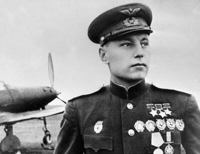 «Внимание! В небе Покрышкин!»: чем советский ас №2 так пугал немецких лётчиков - Русская семерка