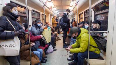 Большинство пассажиров метро Москвы используют альтернативные способы оплаты проезда