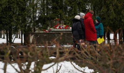 Кража пушки и не только: как в Латвии боролись с советскими памятниками
