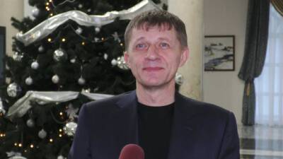 Глава минстроя Константин Алексич поздравляет ульяновцев с Новым годом