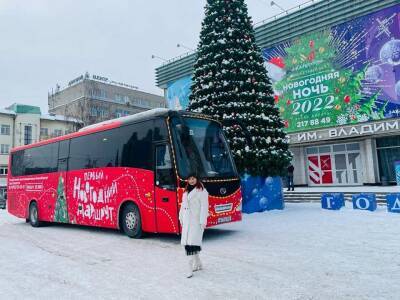 В Новосибирске 2 января запустили первый автобусный новогодний маршрут Новониколаевск-Новосибирск