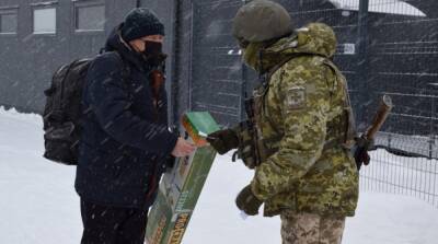 На Донбассе все еще заблокированы пять КПВВ