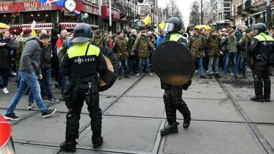 В Амстердаме между полицией и митингующими произошли столкновения