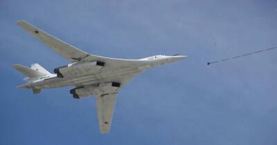"Белый лебедь": на что способен сверхзвуковой ракетоносец Ту-160