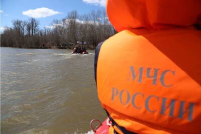 В Сипайлово двое мужчин чуть не утонули в реке Уфа