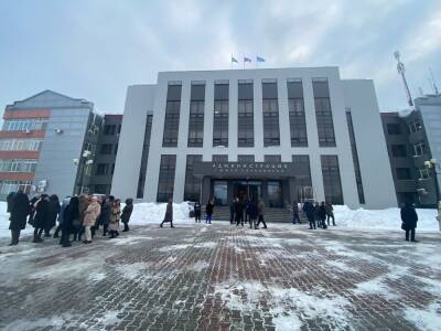 Администрацию Южно-Сахалинска заминировали в юбилей мэра