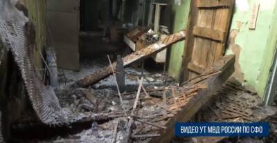 В Кемерове ночью загорелось здание рядом с вокзалом: пожилого охранника спасли полицейские, заметившие огонь