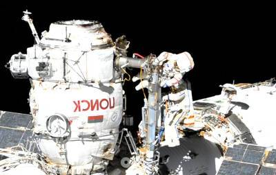 Антон Шкаплеров - Петр Дубров - Российские космонавты впервые в 2022 году вышли в открытый космос - tvc.ru - Аргентина