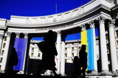 Украина потребовала от Словакии объяснений по вопросу о статусе Крыма