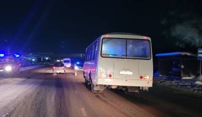 На трассе Сыктывкар-Ухта автобус насмерть сбил человека