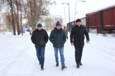 Борис Ясинский проверил уборку снега в рязанском ЦПКиО