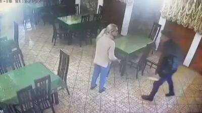 Депутат «Единой России» напал на официантку в кафе