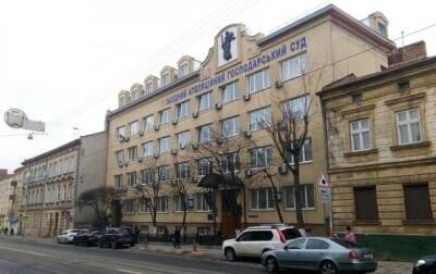 Ограбление суда во Львове: из кабинета судьи похищено 120 тысяч долларов