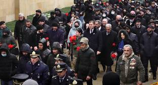 Бакинцы вышли на акцию памяти в годовщину "Черного января"