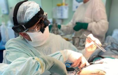 В Петрозаводске хирурги спасли руку мужчине: половина конечности была раздроблена