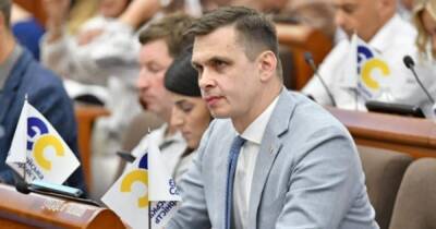 “Слуги” пытаются сорвать рассмотрение в Киевсовете обращения о преследовании Порошенко – Таран