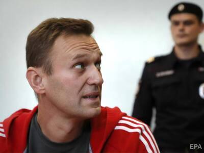 Своими действиями Путин сильно повышает вероятность развала России – Навальный