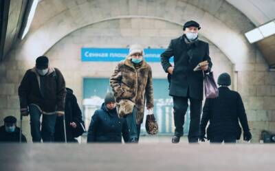 Свыше 5,5 тыс. жителей Петербурга находятся на лечении в стационарах с COVID‑19 и пневмонией
