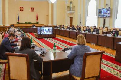 В Смоленской области обсудили, как противодействовать распространению омикрона