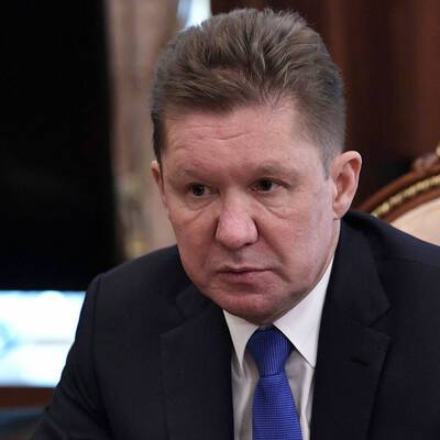 Путин присвоил главе "Газпрома" Алексею Миллеру звание Героя труда