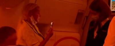 Анастасия Волочкова - Ксения Бородина - Ксения Бородина заступилась за Волочкову после скандала на борту самолета - runews24.ru - Москва - Мале