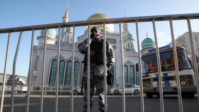В Москве из-за фотосессии на фоне мечети возбуждено уголовное дело