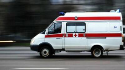 Опасная работа: в Харькове пьяный пациент напал на бригаду скорой помощи