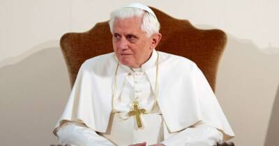 Бывший папа Римский знал об издевательствах священников над детьми и бездействовал, — доклад