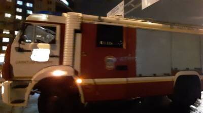 Загоревшийся троллейбус всполошил спасателей на проспекте Ветеранов